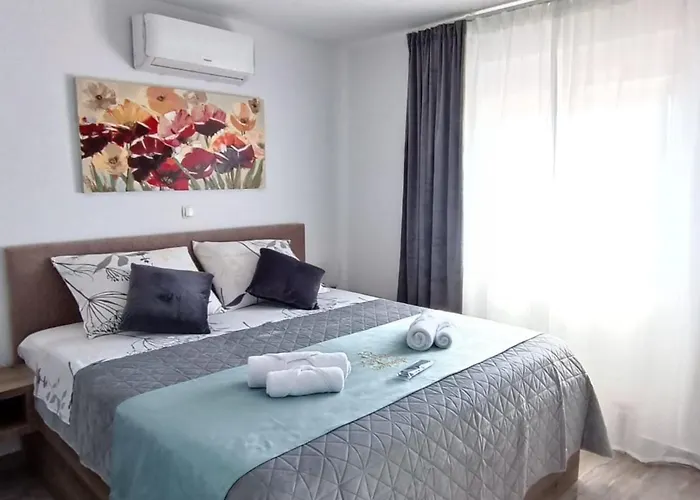 Апартаменты Dalmatia *